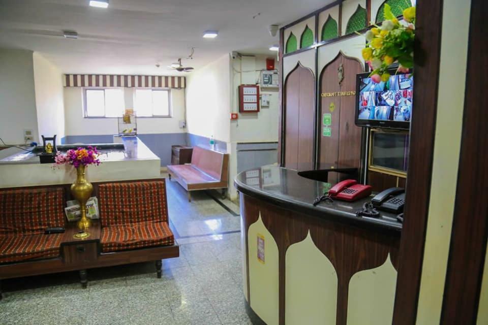 فندق Happy Home مومباي المظهر الخارجي الصورة