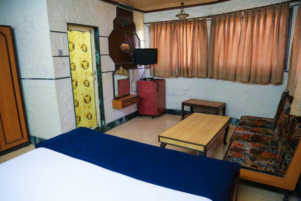 فندق Happy Home مومباي المظهر الخارجي الصورة